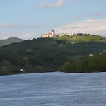 Motel Fischwirtshaus Landmotel Donaurast 3*