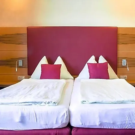 Fischwirtshaus Landmotel Die Donaurast 3*