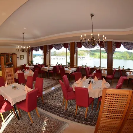 汽车旅馆 Fischwirtshaus Landmotel Donaurast 3*