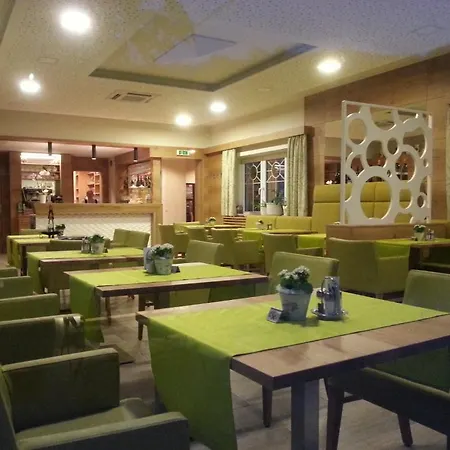 موتيل Fischwirtshaus Landmotel Donaurast 3*