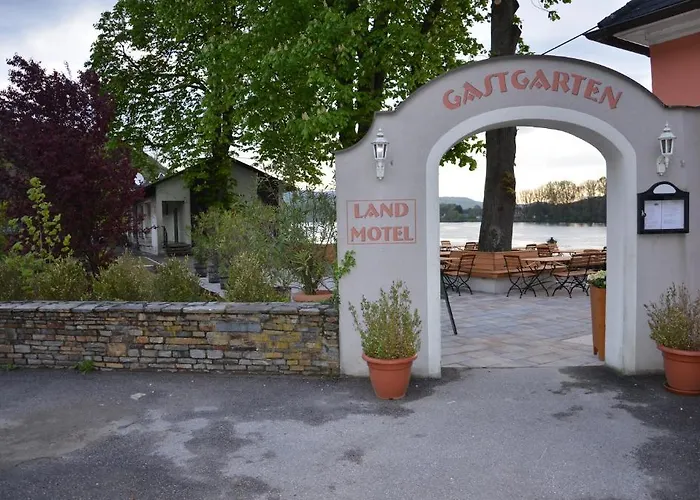 Fischwirtshaus Landmotel Donaurast Motel Persenbeug